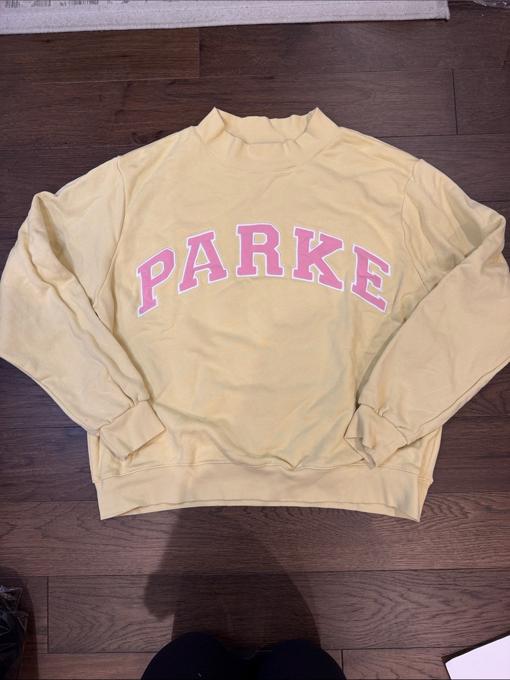 Parke Varsity Mockneck Sweatshirt in Summerland Yellow L/XL - C1-W